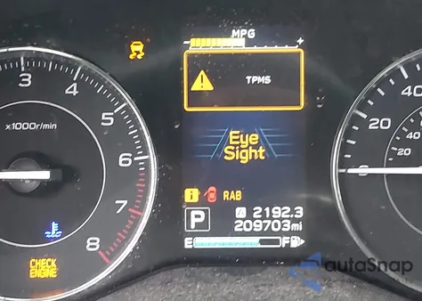 2017 Subaru Impreza Limited z USA, uszkodzony, nr VIN 4S3GTAT61H3750013